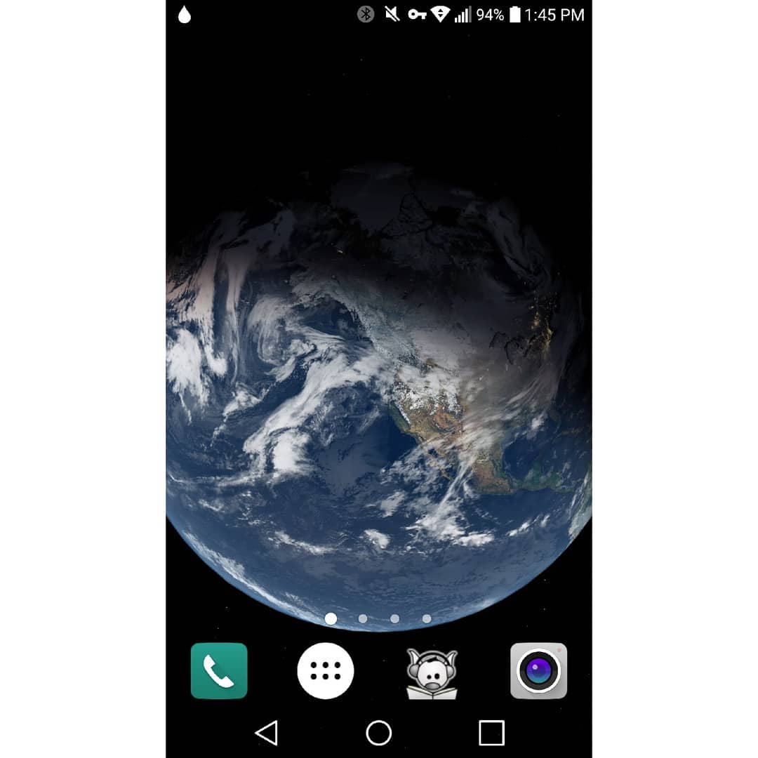 I can’t get over the fact that this new live wallpaper from Google shows wherever I am on earth with the real current weather and sunlight terminator.